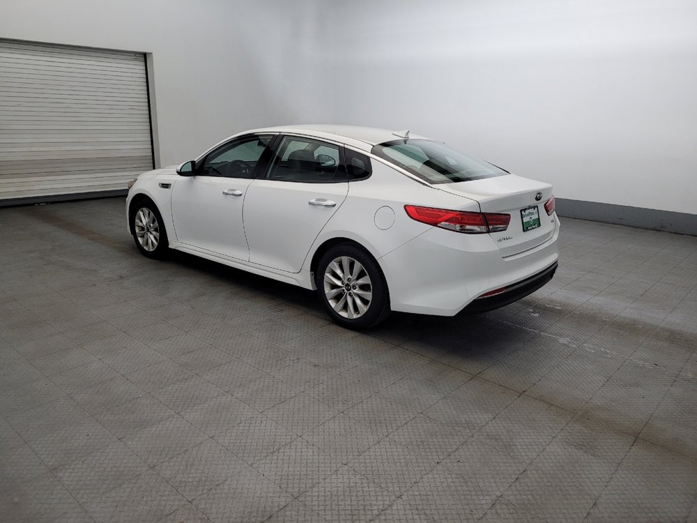 Used 2017 Kia Optima EX FWD image 3