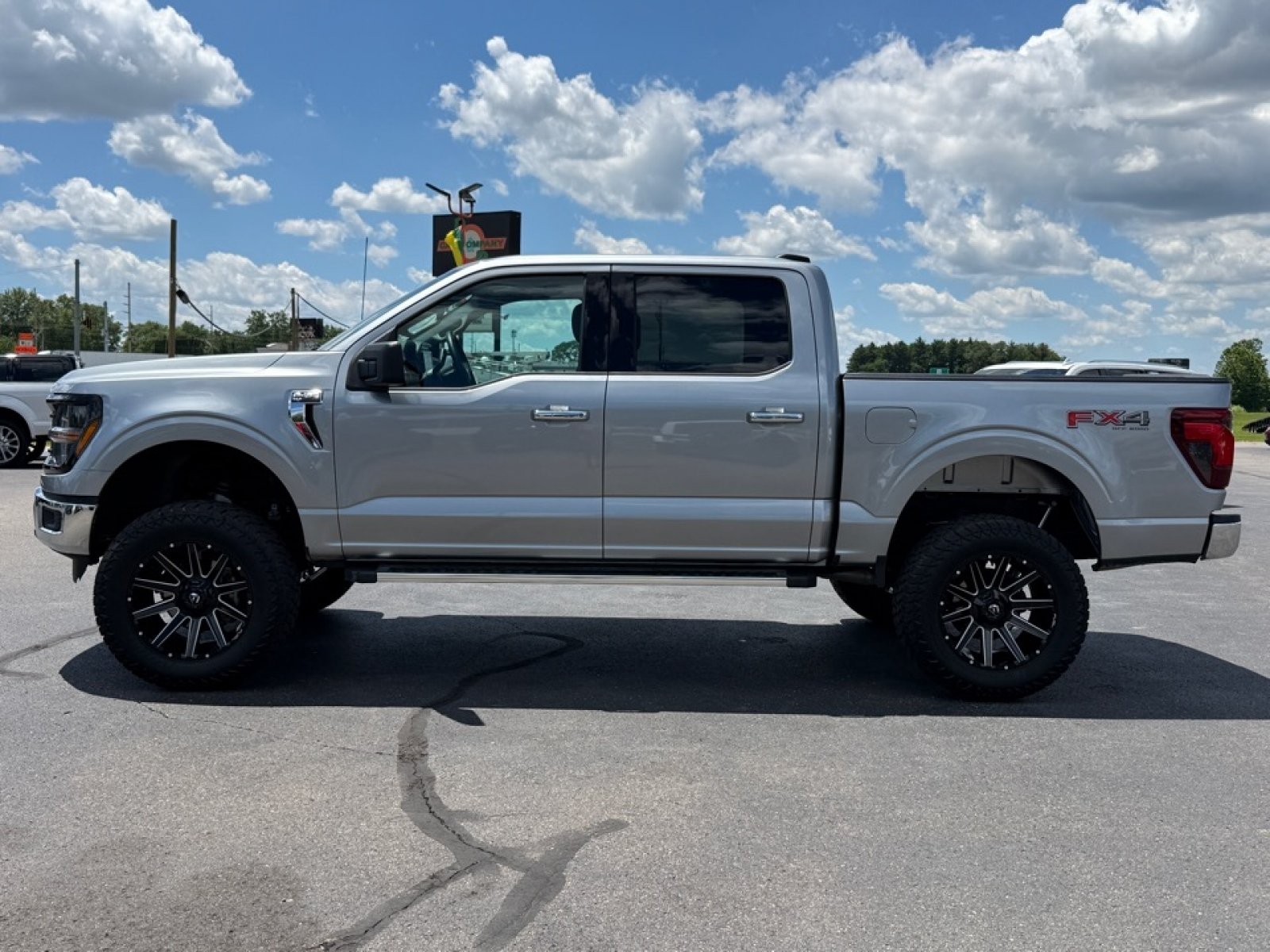 Used 2025 Ford F150 XLT w/ Equipment Group 301A Standard AWD/4WD image 5