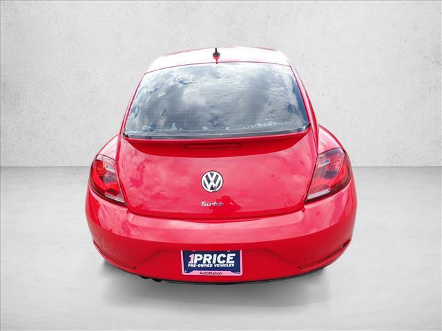 Used 2018 Volkswagen Beetle 2.0T S w/ Style & Comfort Package For S FWD image 3