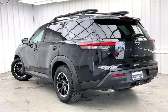 Used 2024 Nissan Pathfinder Rock Creek AWD/4WD image 11