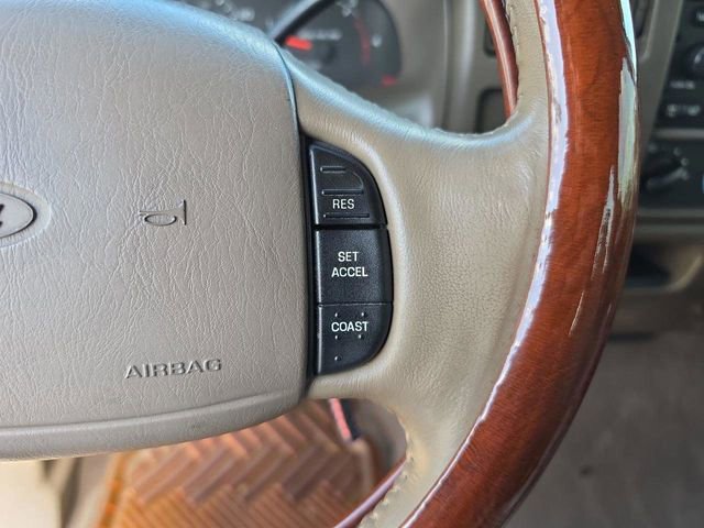 Used 2001 Ford Excursion Limited image 28