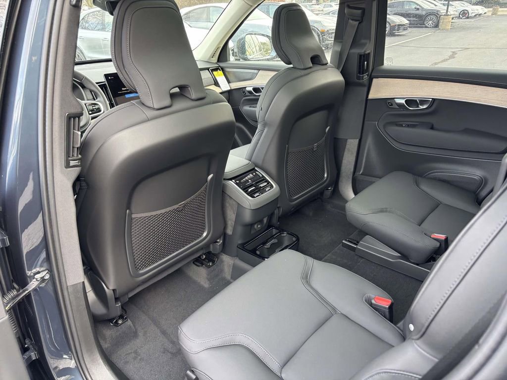 New 2026 Volvo XC90 B6 Plus image 27