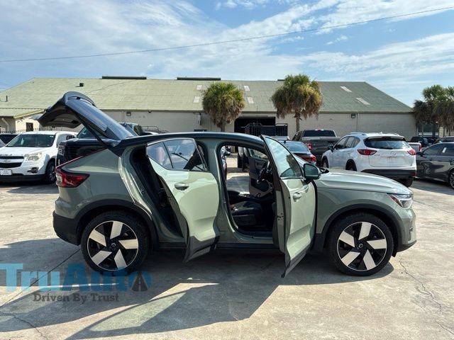 Used 2022 Volvo C40 P8 Recharge Ultimate AWD/4WD image 19