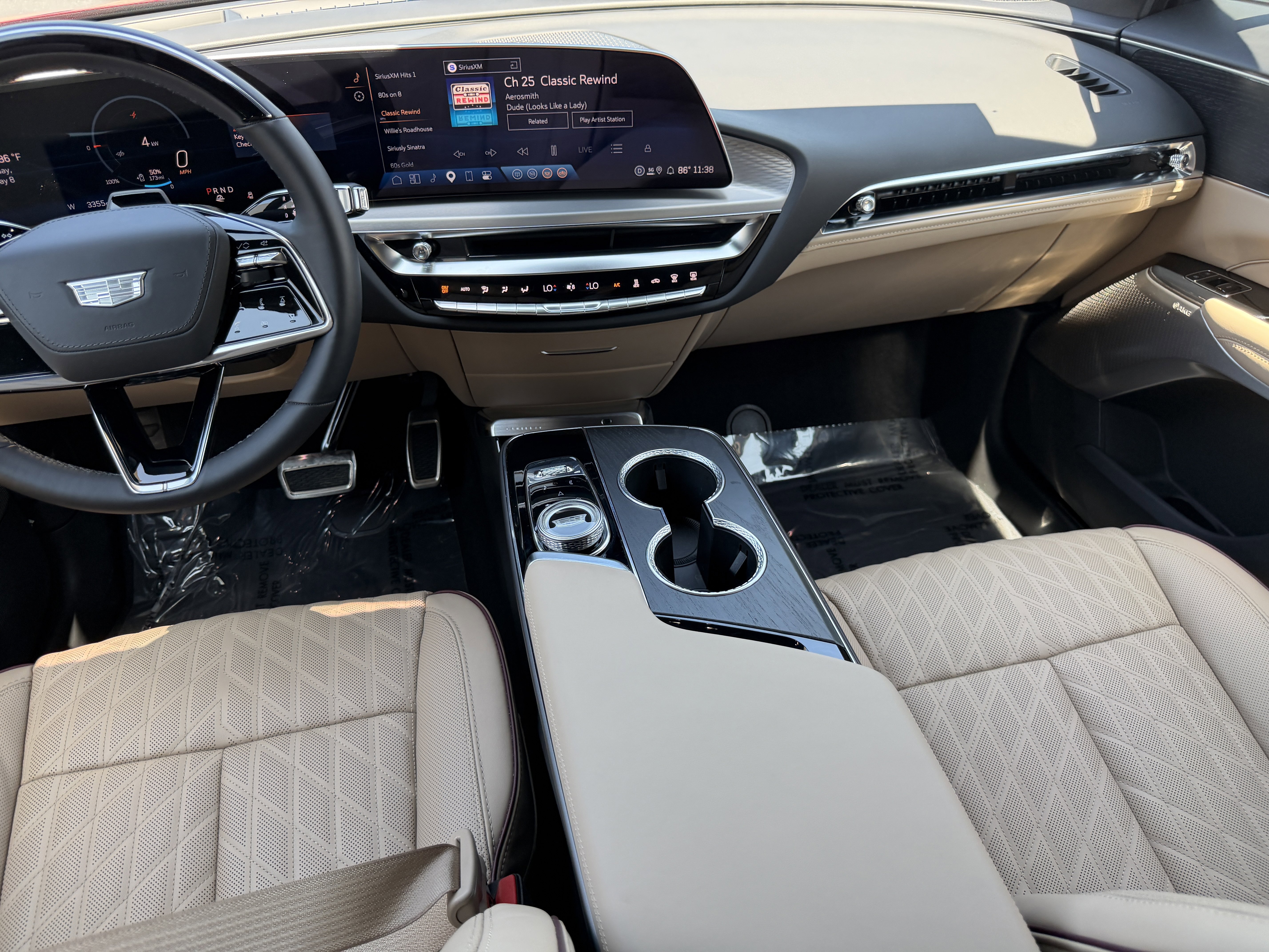 Certified 2025 Cadillac Lyriq Luxury w/ Nappa Leather Package RWD image 15