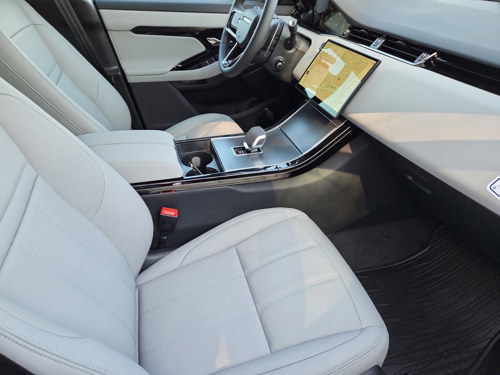New 2026 Land Rover Range Rover Evoque S AWD/4WD image 3