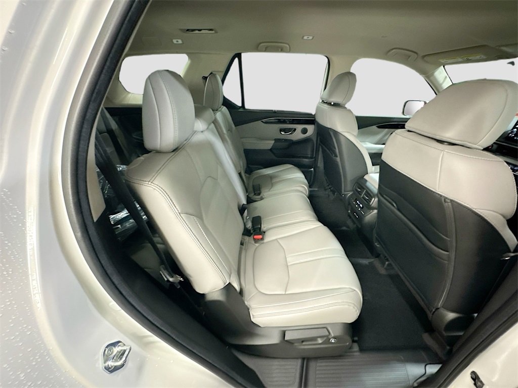 New 2025 Honda Pilot EX-L image 26