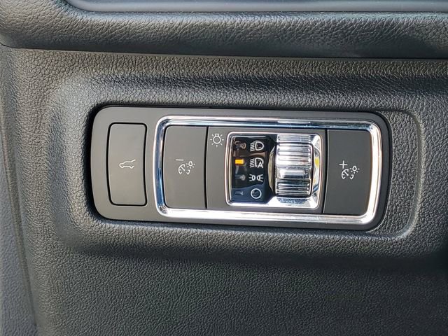 Used 2022 Lincoln Corsair Reserve w/ Equipment Group 201A AWD/4WD image 19