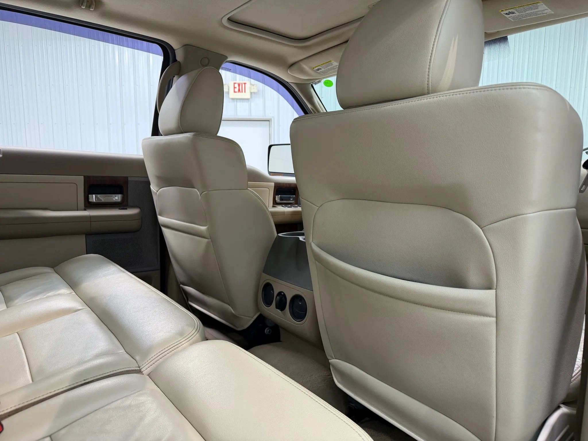 Used 2004 Ford F150 Lariat AWD/4WD image 17