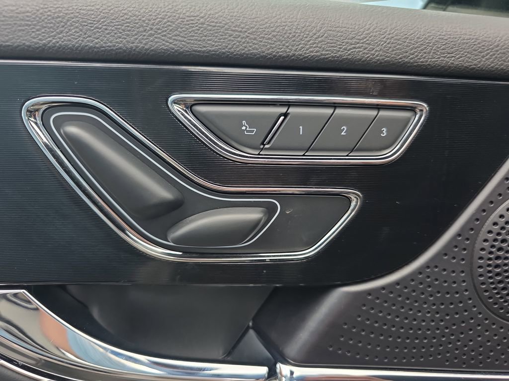 Used 2025 Lincoln Corsair Grand Touring w/ Equipment Group 301A image 11