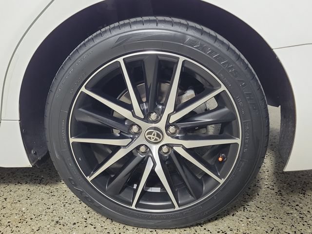 Used 2024 Toyota Camry SE FWD image 8