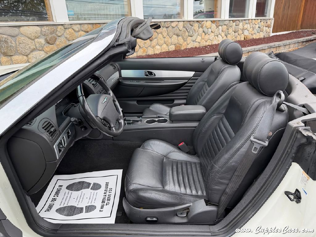 Used 2002 Ford Thunderbird image 4