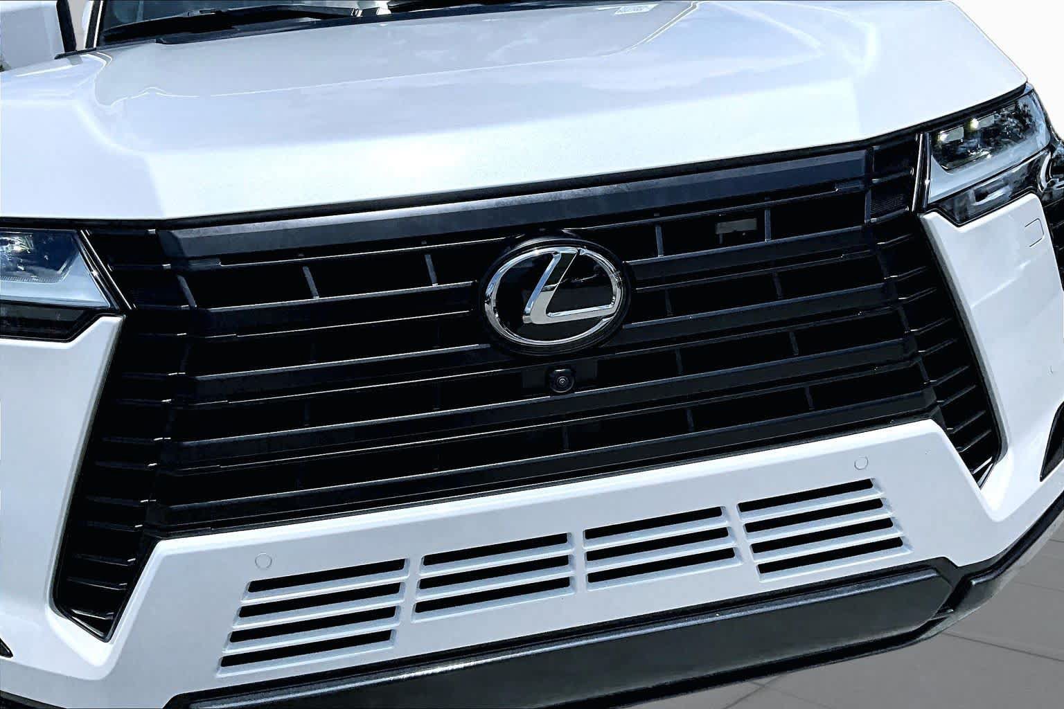 Used 2024 Lexus GX 550 w/ Accessory Package (Z1) AWD/4WD image 29