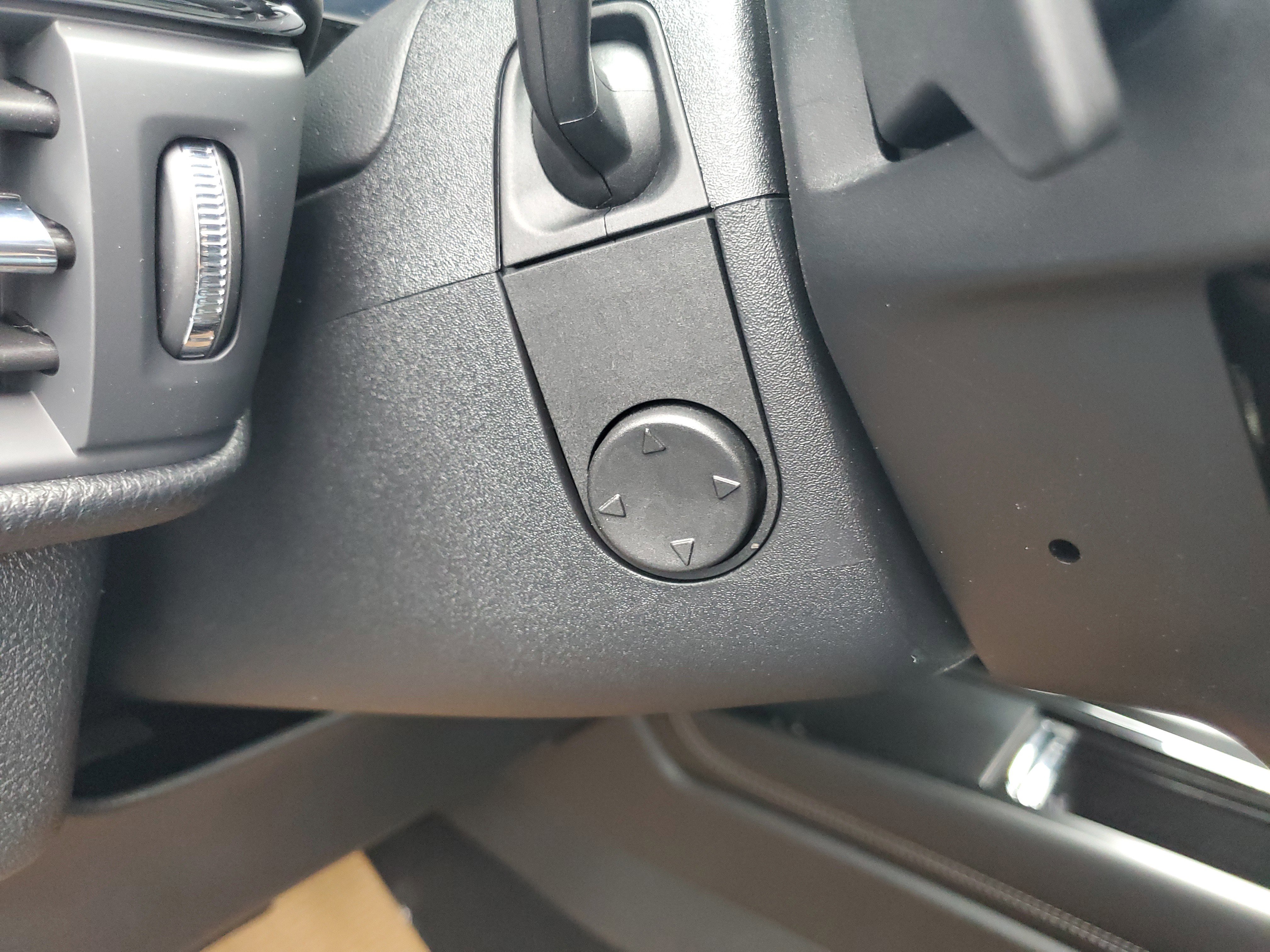 New 2026 Lincoln Corsair Premiere image 14