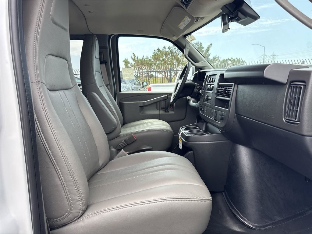 New 2026 Chevrolet Express 2500 LS RWD image 28