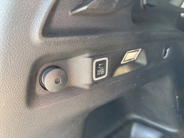 Used 2022 Jeep Grand Cherokee L Limited image 25