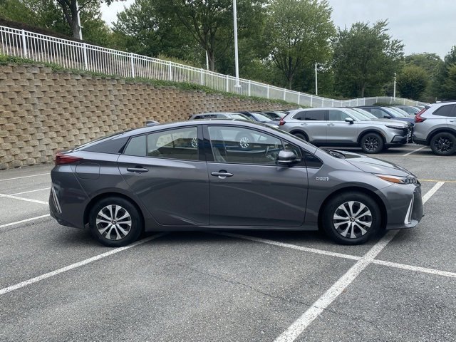 Used 2020 Toyota Prius Prime XLE image 9