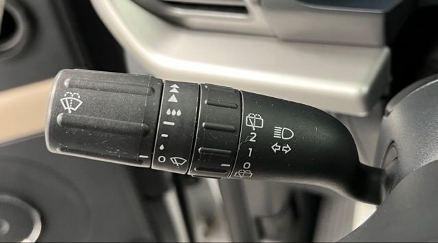 Used 2024 Ford Expedition Max XLT image 30