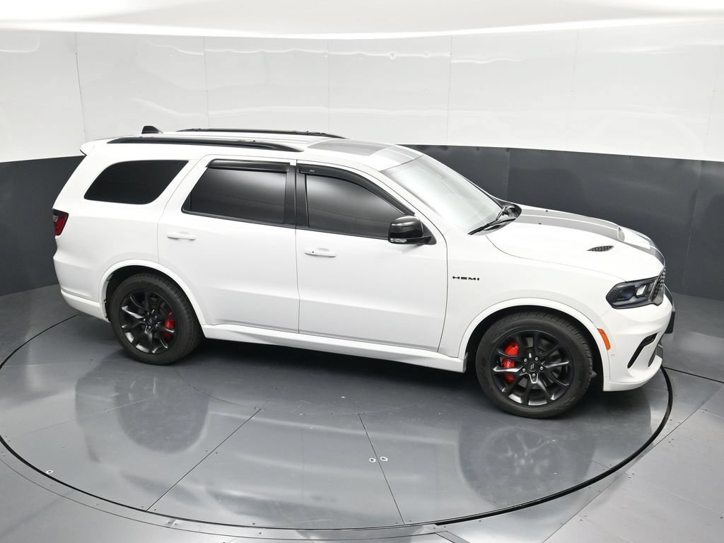 Used 2023 Dodge Durango R/T w/ Tow 'N Go Group AWD/4WD image 48