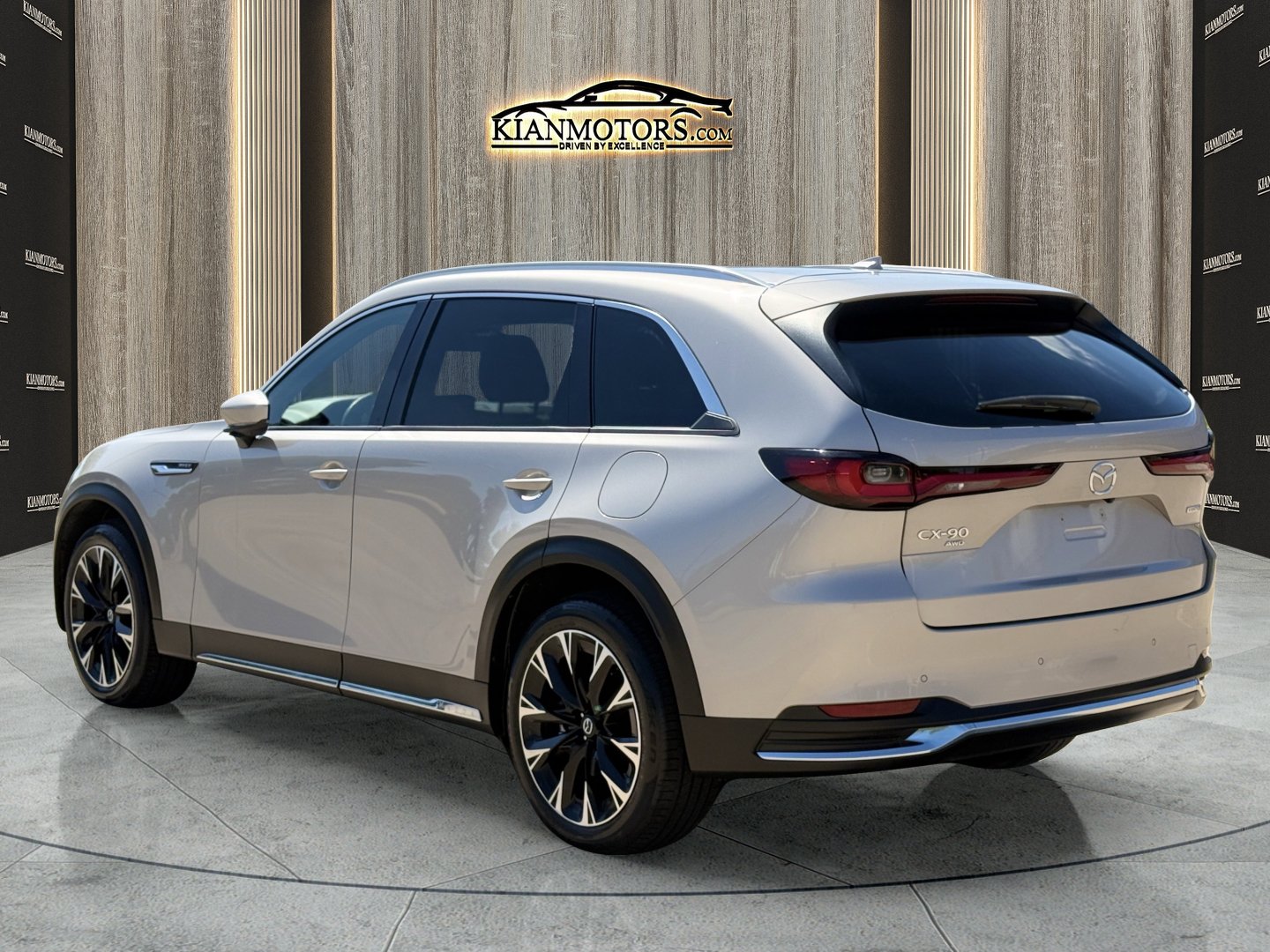 Used 2024 MAZDA CX-90 Plug-In Hybrid w/ Premium Plus AWD/4WD image 5