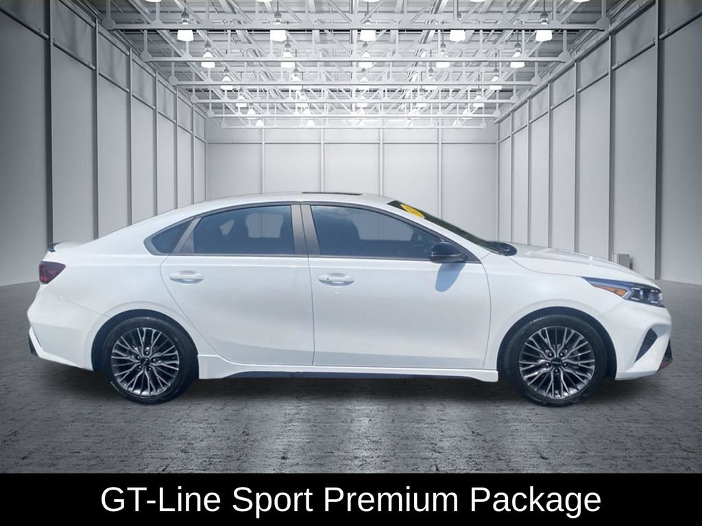 Used 2024 Kia Forte GT-Line w/ GT-Line Premium Package FWD image 4