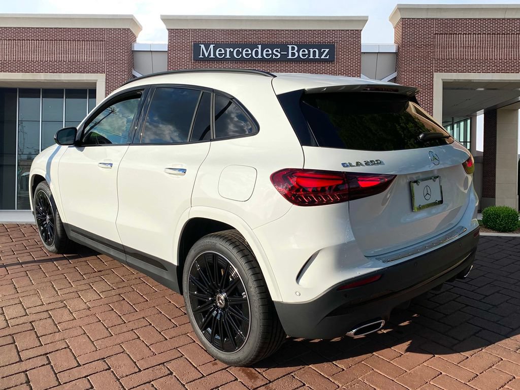 Certified 2025 Mercedes-Benz GLA 250 image 7