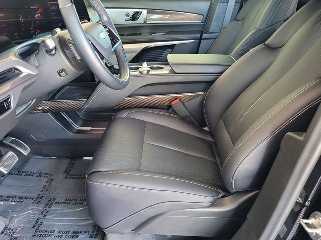 Certified 2026 Cadillac Vistiq Sport AWD/4WD image 17