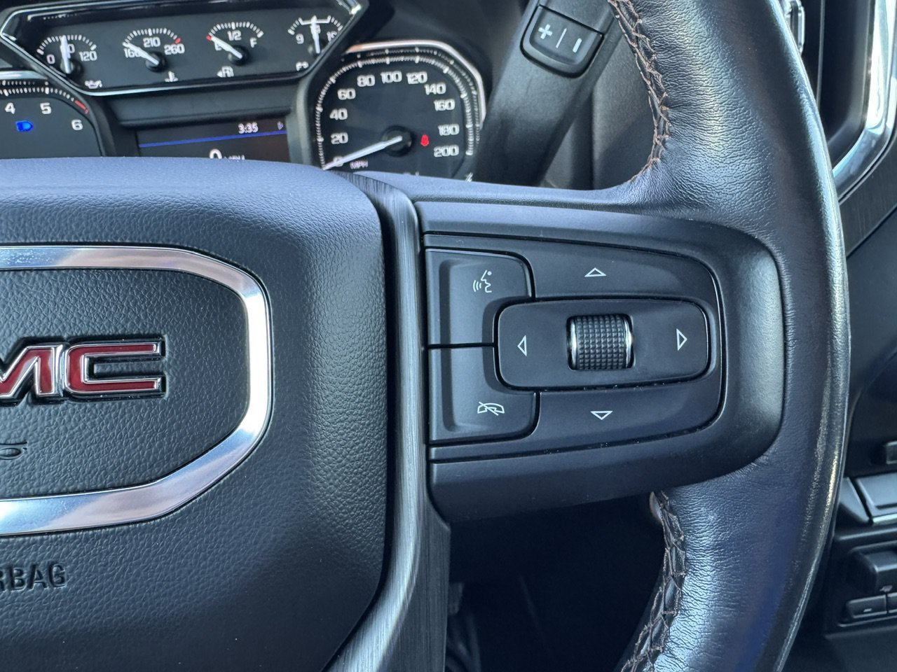 Used 2021 GMC Sierra 1500 AT4 AWD/4WD image 17