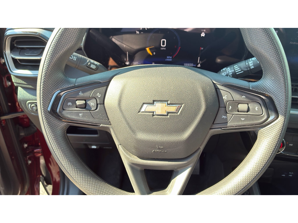 Used 2025 Chevrolet TrailBlazer LT FWD image 23