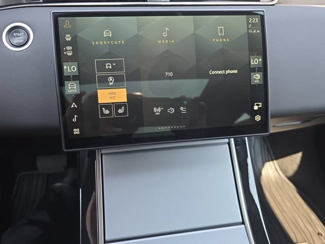Certified 2025 Land Rover Range Rover Evoque S AWD/4WD image 23
