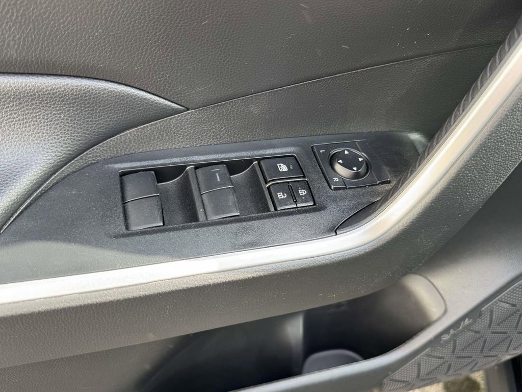 Used 2024 Toyota RAV4 LE image 17