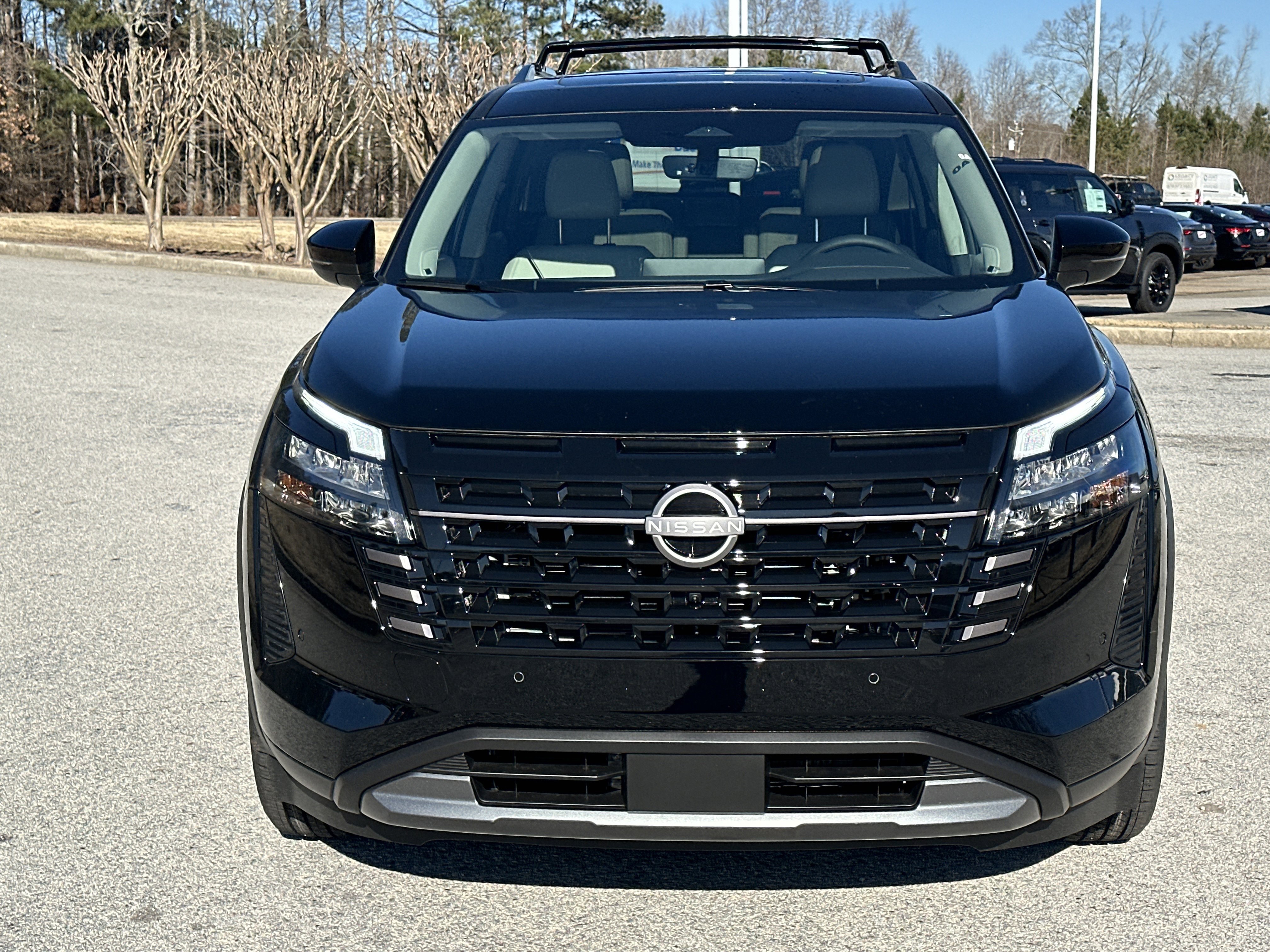 New 2026 Nissan Pathfinder SL w/ SL Premium Package FWD image 2