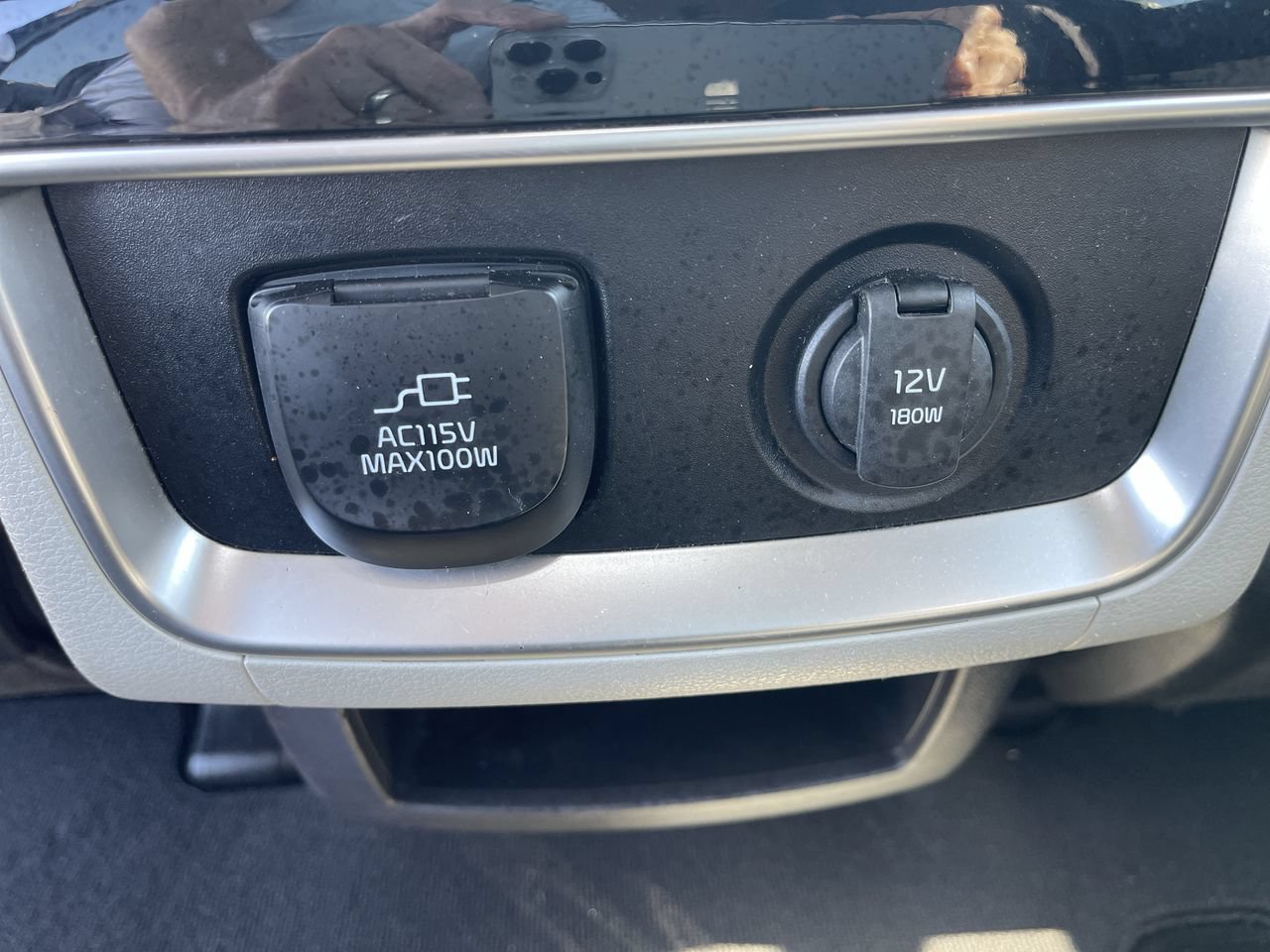 Used 2024 Kia Carnival SX Prestige FWD image 22