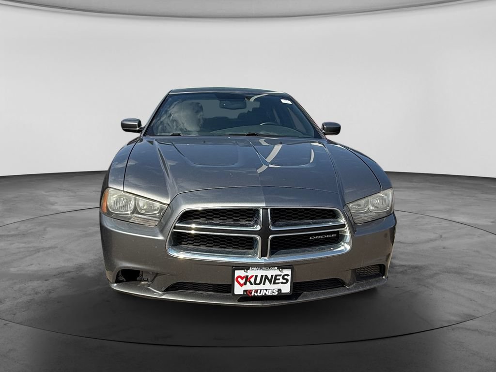 Used 2012 Dodge Charger SE w/ Connectivity Group RWD image 3