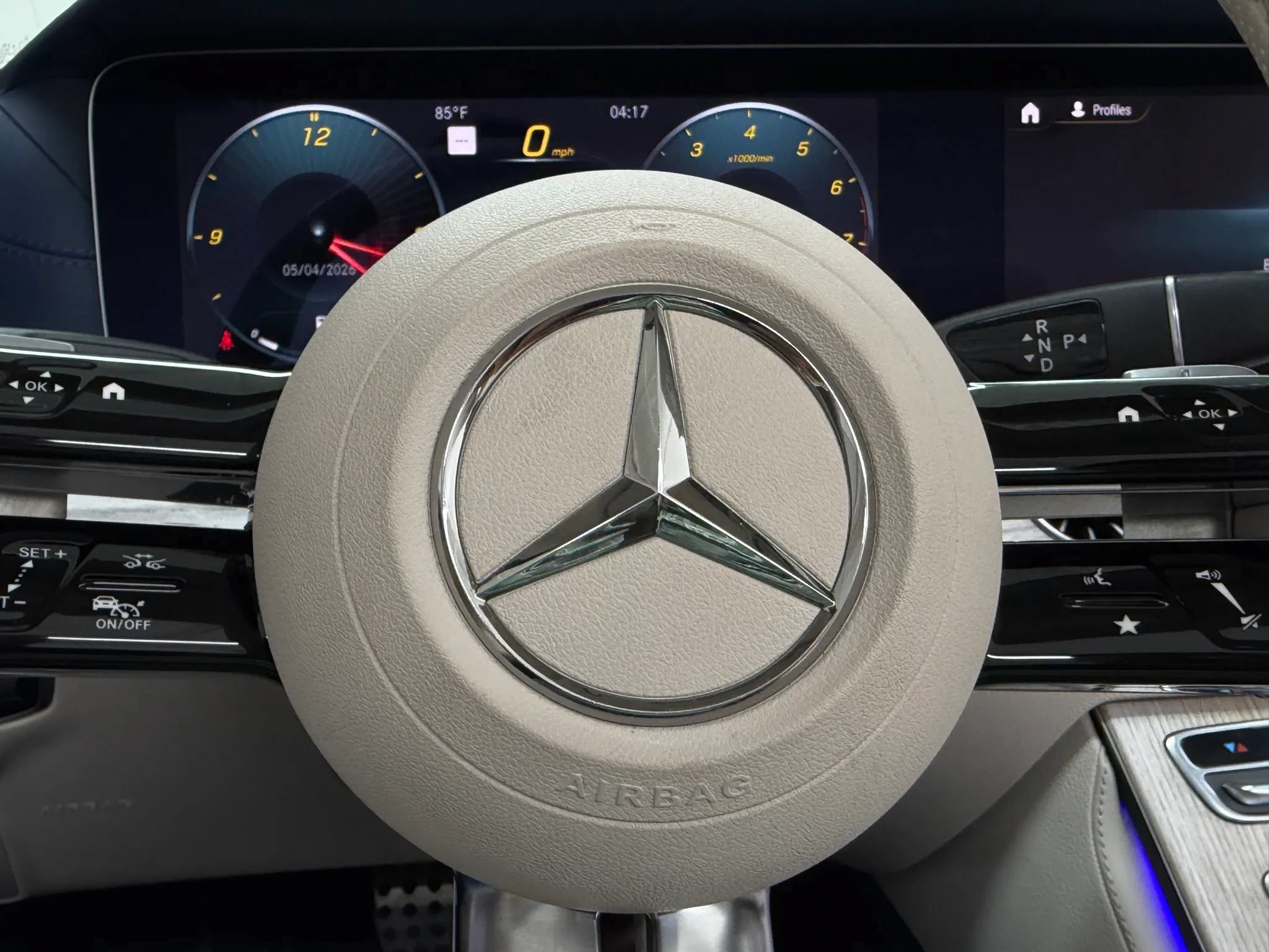 Used 2021 Mercedes-Benz E 450 Cabriolet image 23