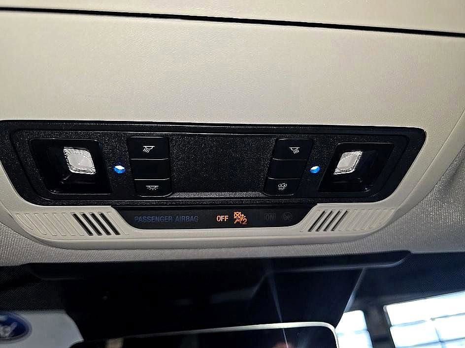 Used 2022 Ford Mustang Mach-E Select image 24