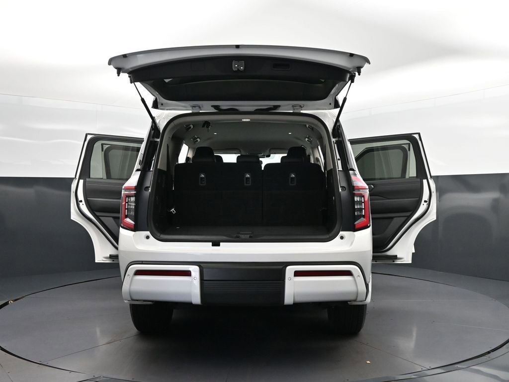 Used 2025 Nissan Armada SV RWD image 53