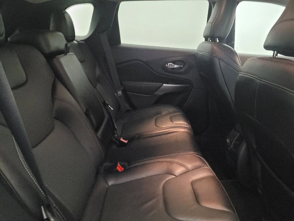 Used 2022 Jeep Cherokee Latitude Lux AWD/4WD image 19
