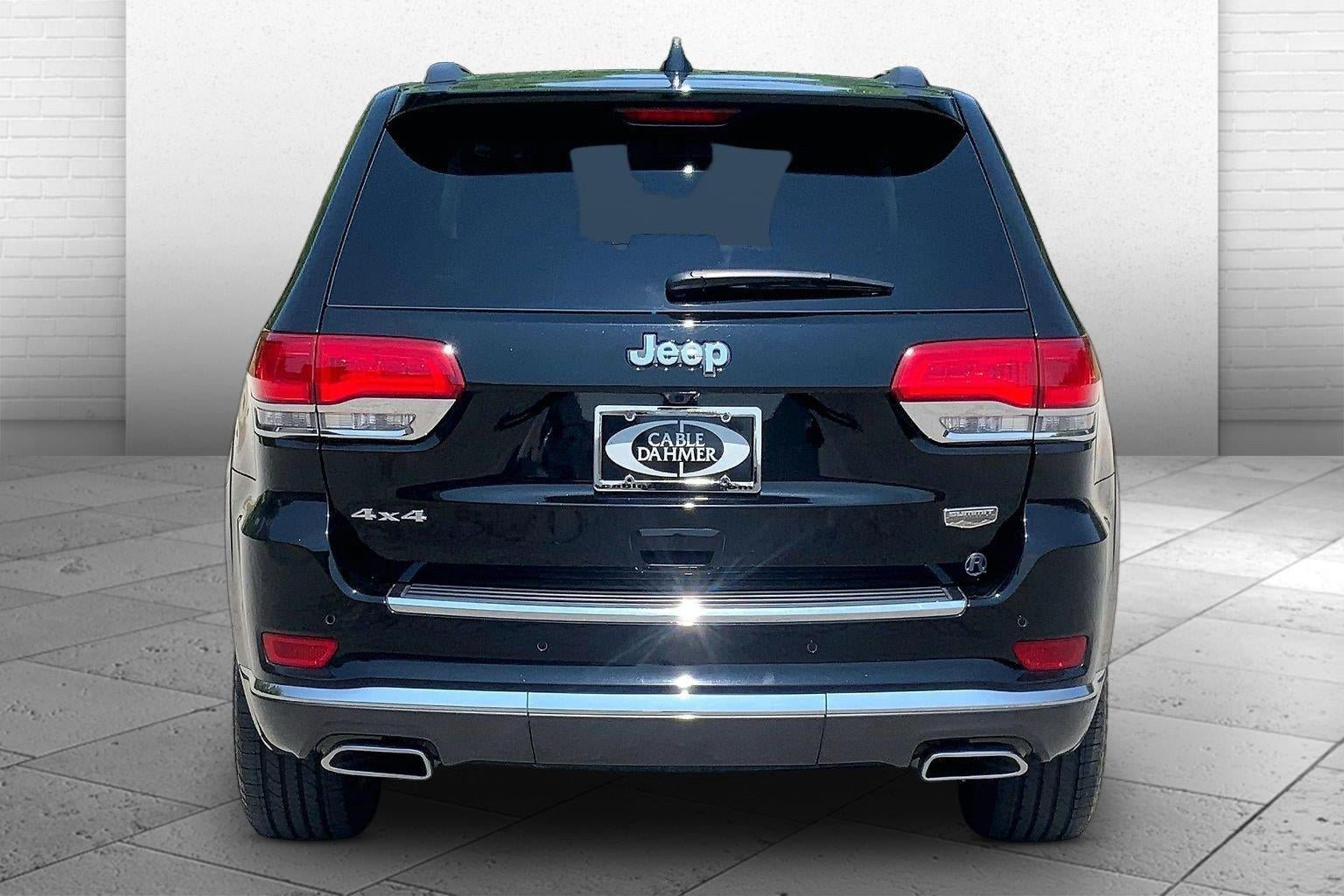 Used 2021 Jeep Grand Cherokee Summit AWD/4WD image 3