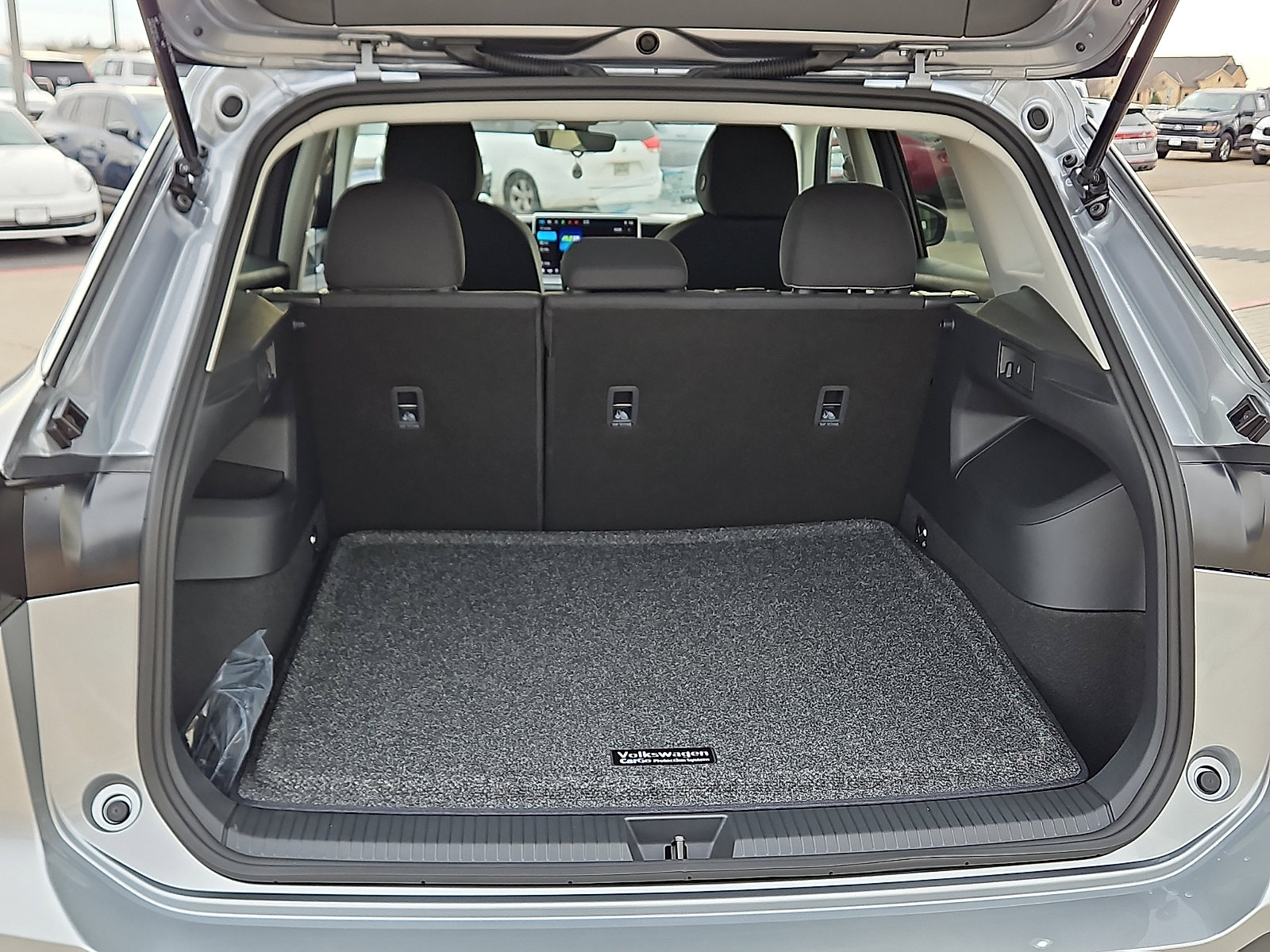 New 2026 Volkswagen Tiguan S image 6