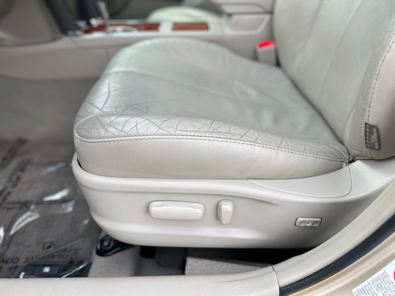 Used 2011 Toyota Camry XLE FWD image 21
