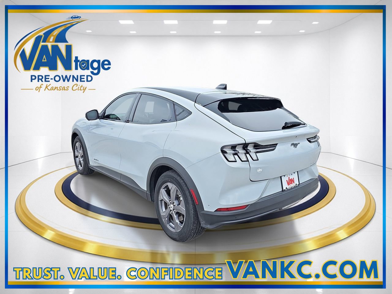 Used 2023 Ford Mustang Mach-E Select w/ Comfort Package Lite image 9