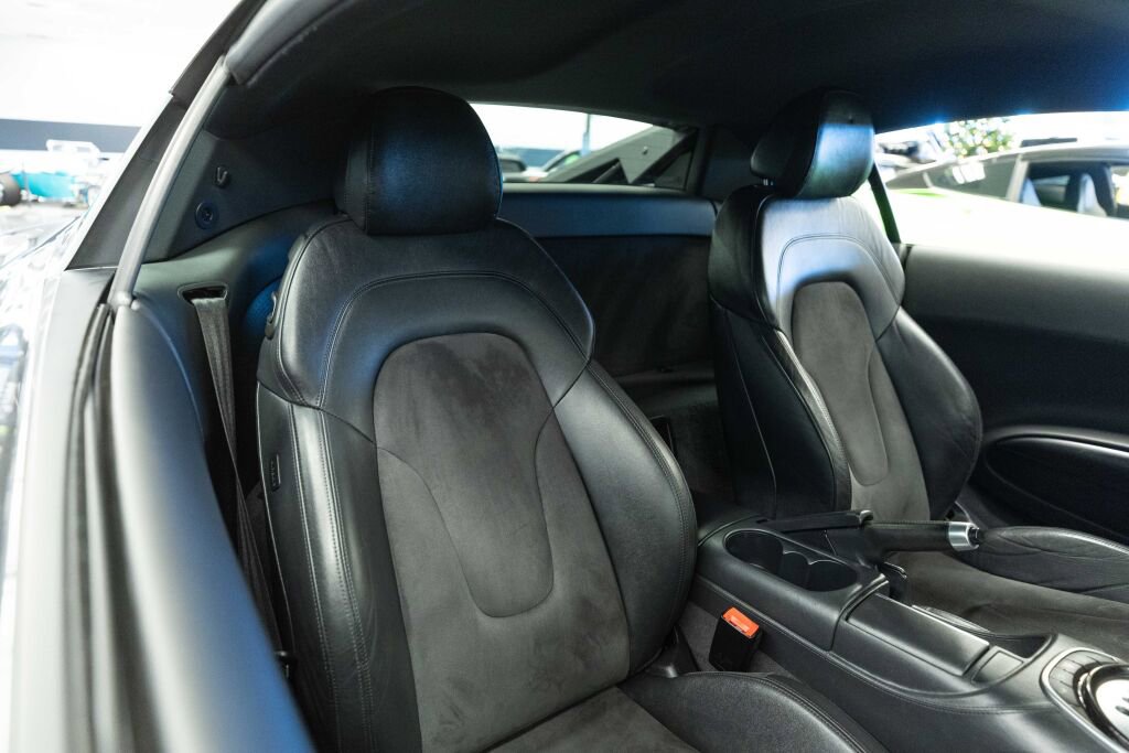 Used 2014 Audi R8 V8 w/ Convenience Package image 14