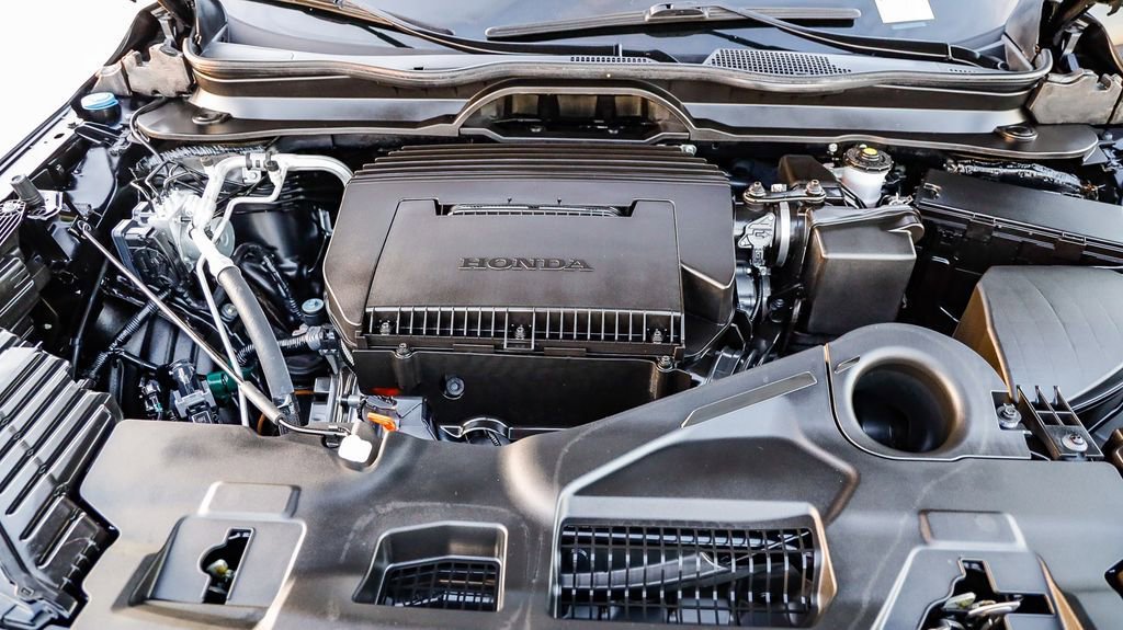 Used 2025 Honda Pilot Black Edition image 33