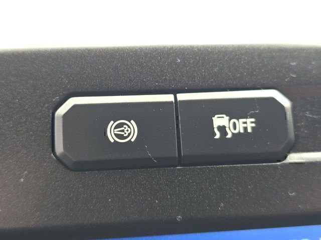 Used 2022 Ford F350 XLT w/ XLT Premium Package AWD/4WD image 36