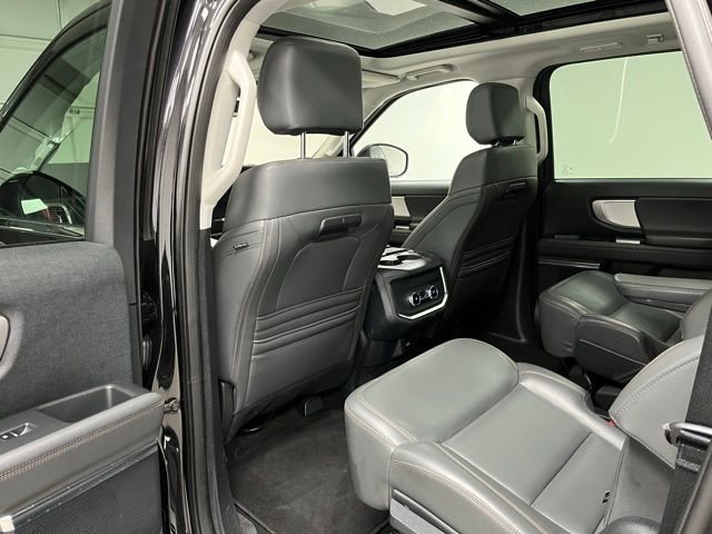 Used 2025 Ford Expedition Max Active AWD/4WD image 45