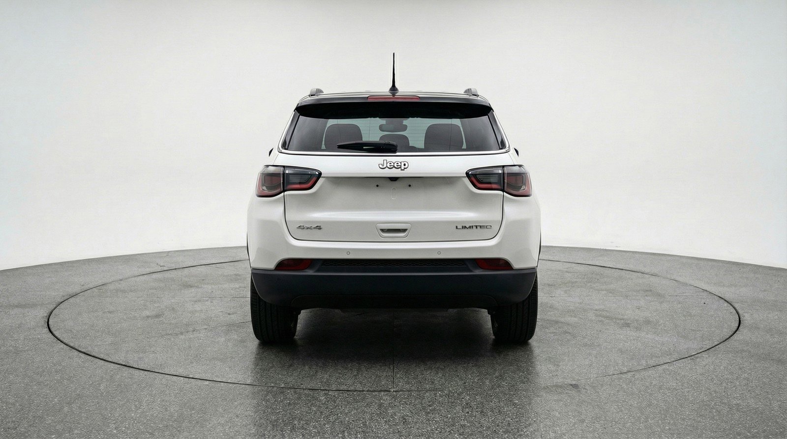 Used 2025 Jeep Compass Limited image 7