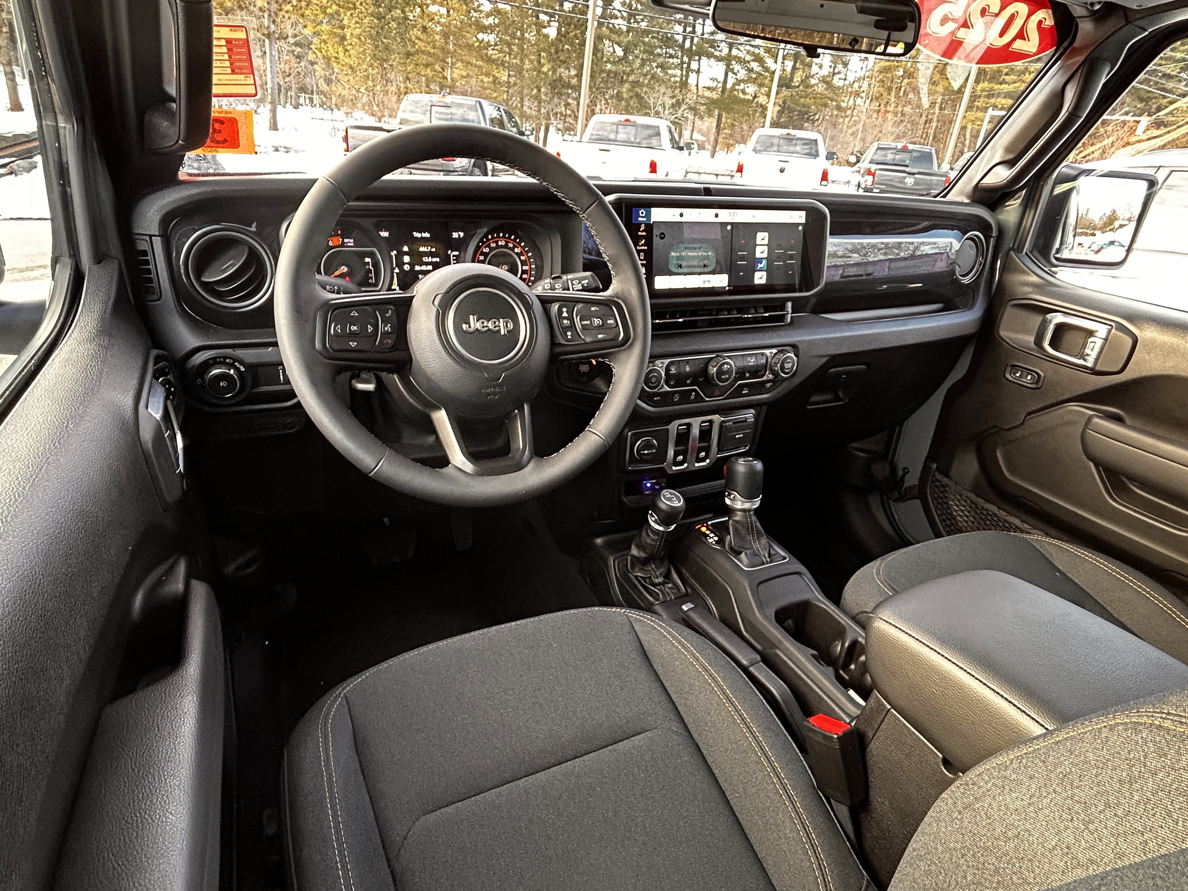 Certified 2025 Jeep Wrangler Sport AWD/4WD image 26