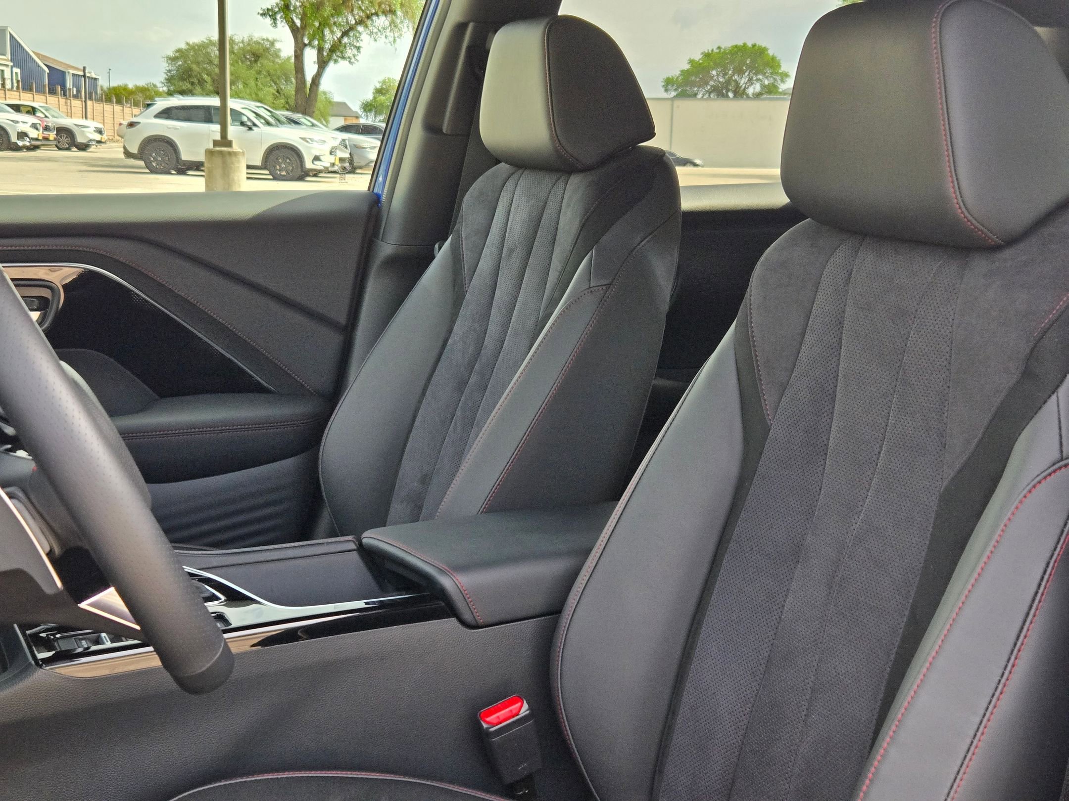 Used 2025 Acura ADX A-Spec image 13