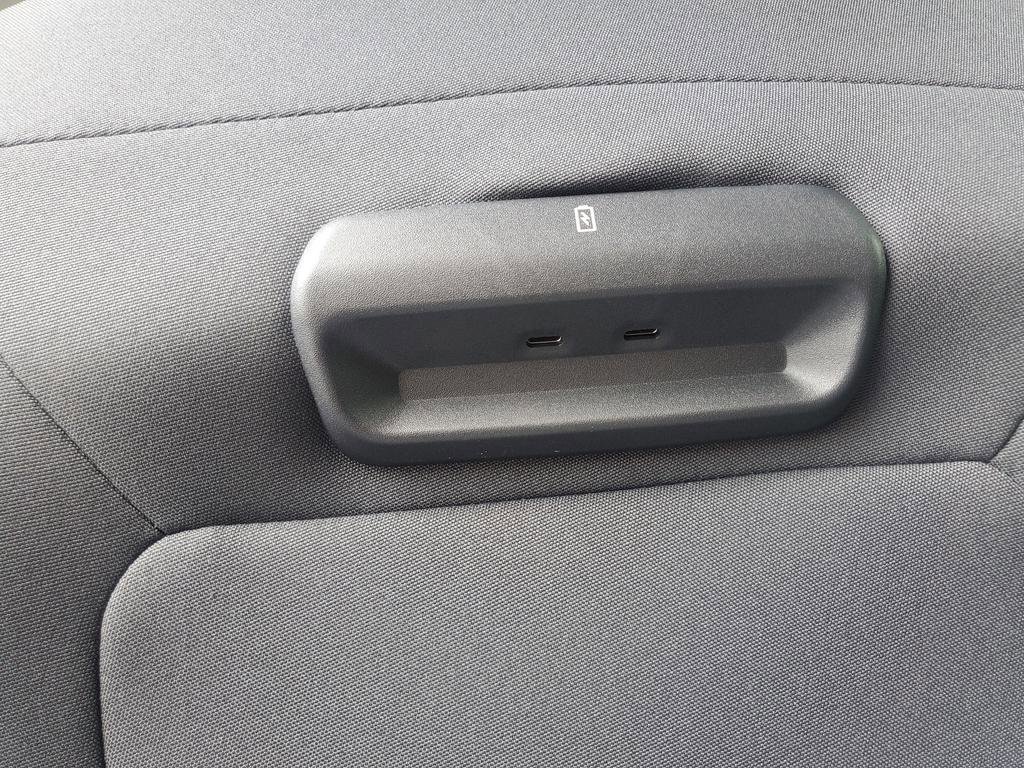 New 2025 Ford Expedition Active image 42