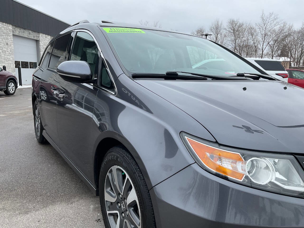 Used 2017 Honda Odyssey Touring Elite image 11